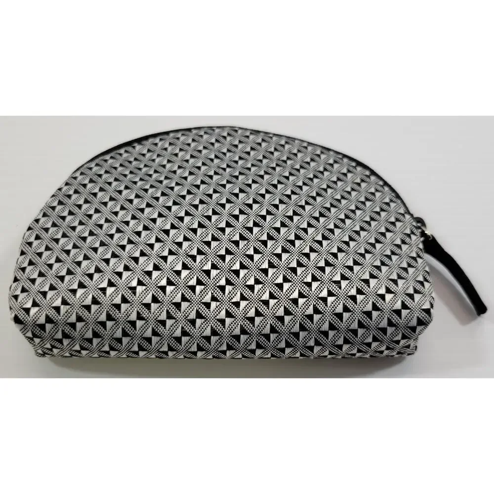 Unbranded nesting fabric